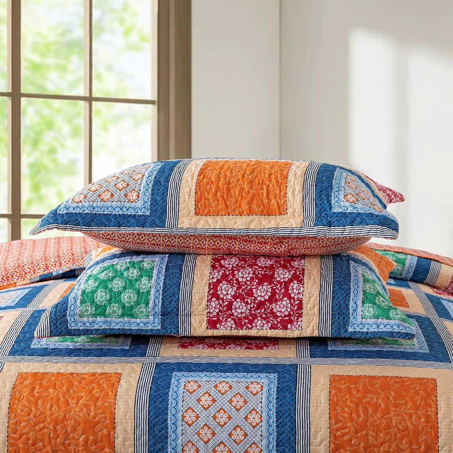 NEWLAKE Quilt Bedspread Sets - Bohemian Farmhouse Pattern Reversible Coverlet Set, Queen Size