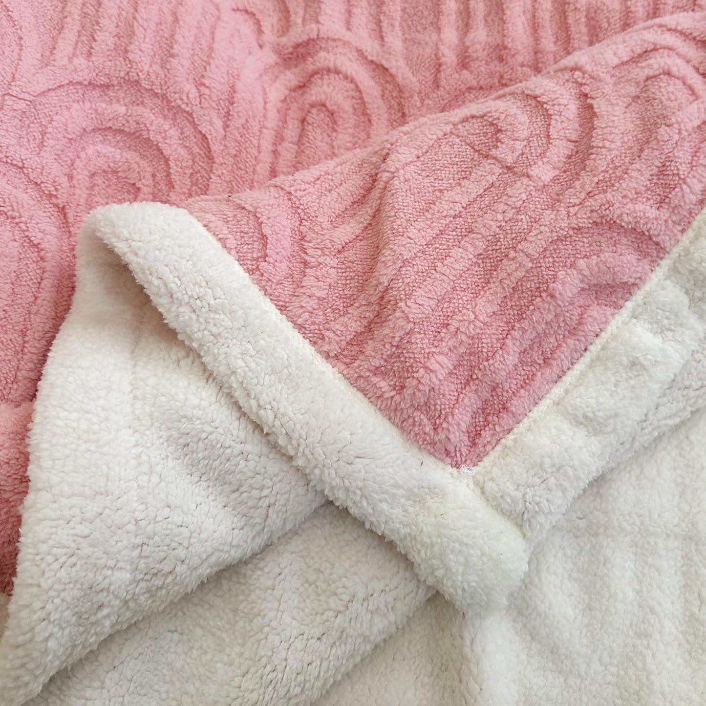 UKELER Sherpa Bed Blanket 80 × 90 inch, Ultra Soft Queen Size Throw Blanket for All Season, Cozy Plush Arch Fleece Blankets for Bedroom Living Room Dorm Hostel Sofa Camping, Pink