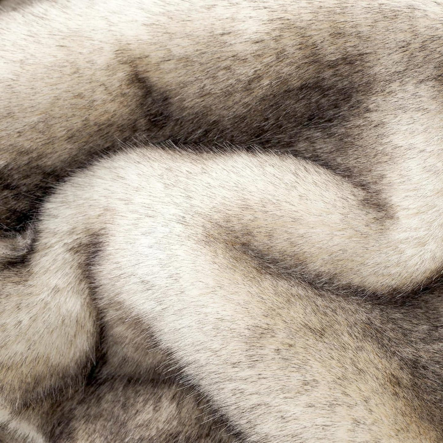 BATTILO HOME Luxury Fluffy Faux Fur Throw Blanket, Cozy Warm Fur Blanket for Couch Sofa, Plush Fuzzy Fur Throws with Long Pile & Brushed Tips, 60"x80"