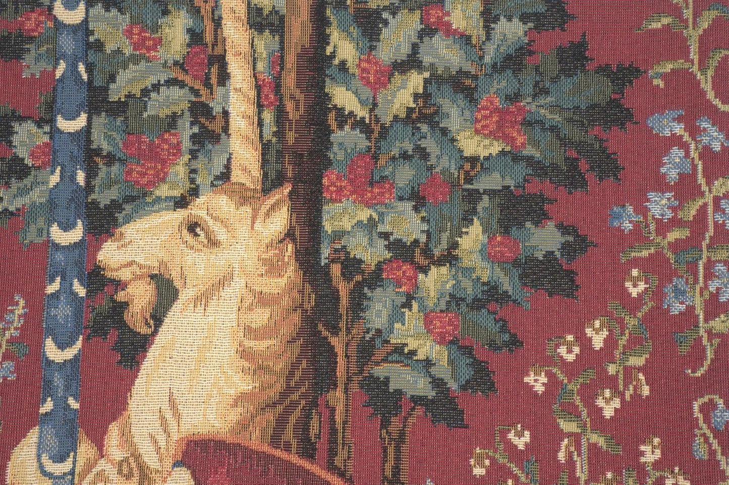 Charlotte Home Furnishings Decorative Pillow Covers for Couch 18X18 in Unicorn Throw Pillow Covers for Sofa Tapestry Square Pillow Cases for Bed Living Room Soft European Cotton Jacquard Woven