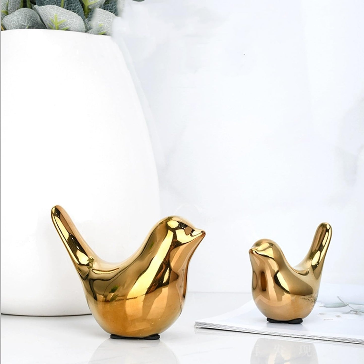 Small Animal Statues, Gold Bird Figurines Home Decor, Modern Home Decorative, Ceramic Decor for Office Desktop, Bookshelf, Bedroom, Living Room, Cabinets (Gold 2 Pcs)