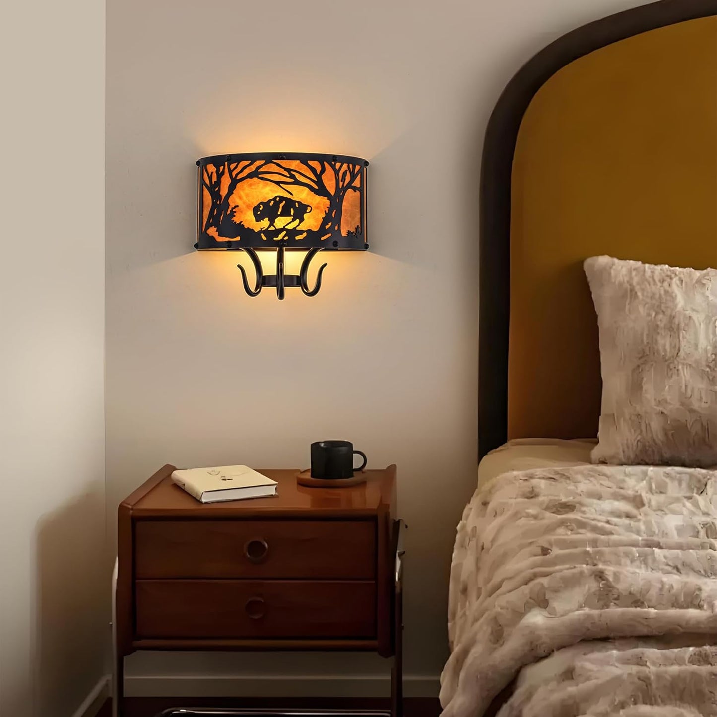 TOCHIC Farmhouse Wall Sconce, Rustic Vintage Indoor Wall Light Fixture, 2-Light Western Cow Wall Mount Light for Bedroom, Hallway, Living Room, Stairway