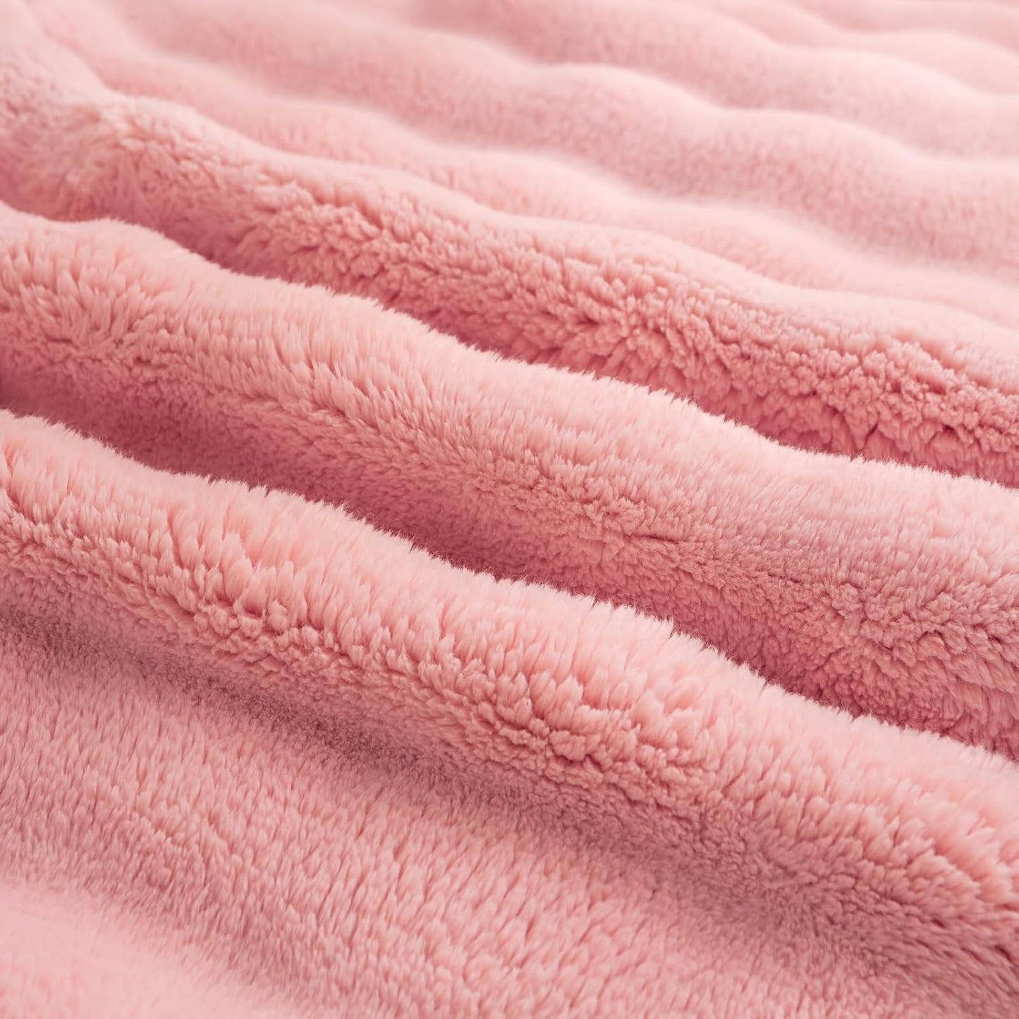 YUSOKI Luxury 3D Bubble Throw Blanket 5lb,All Ages,Home Decoration, (Light Pink,90 * 90inches)