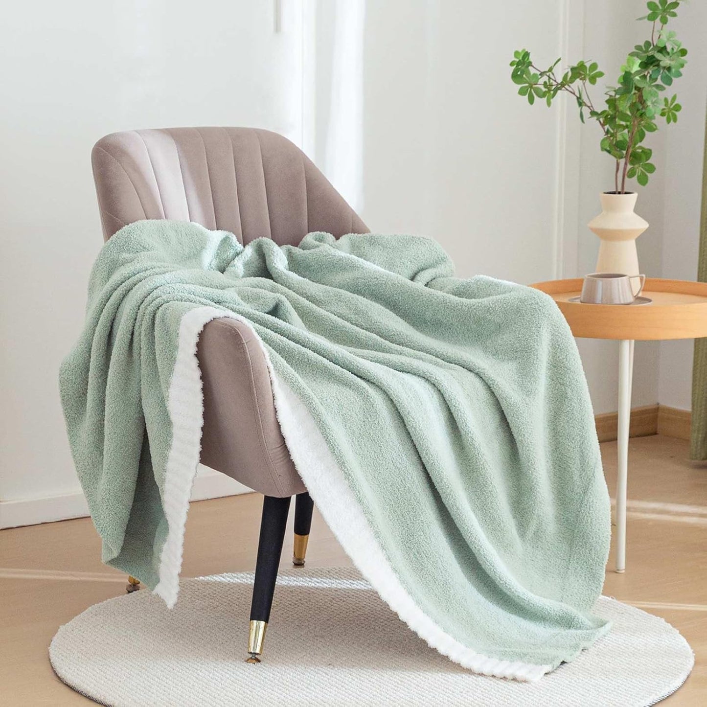 Soft Fuzzy Throw Blanket - Green Cozy Warm Knit Fluffy Plush, Lightweight & Breathable, Throw for Bed, Chair, Sofa, Couch, Outdoor, 50"X60", Oeko-TEX Certified