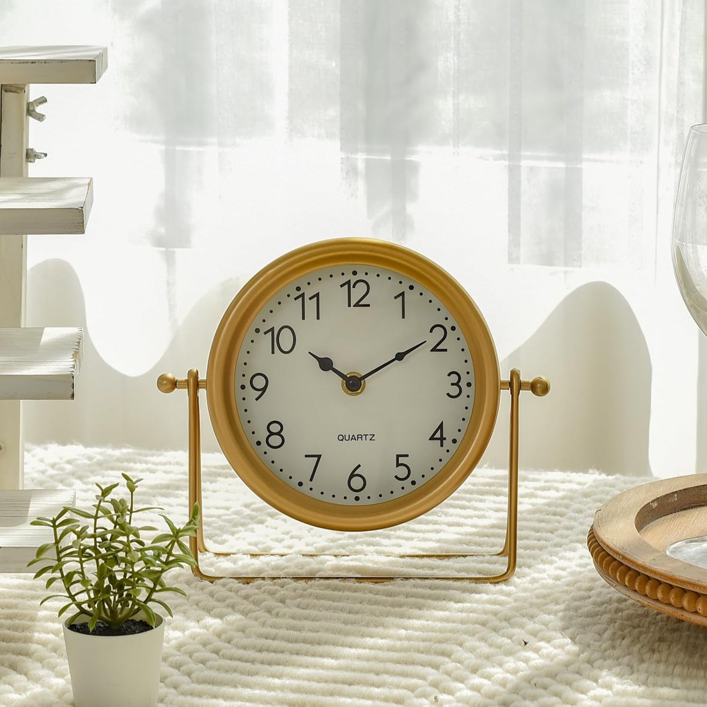 Vintage Golden Table Clock - Elegant Battery Operated Office, Living Room, and Bedroom Clock with Minimalist Design Gold Table Decor 22x19.5x5.5cm