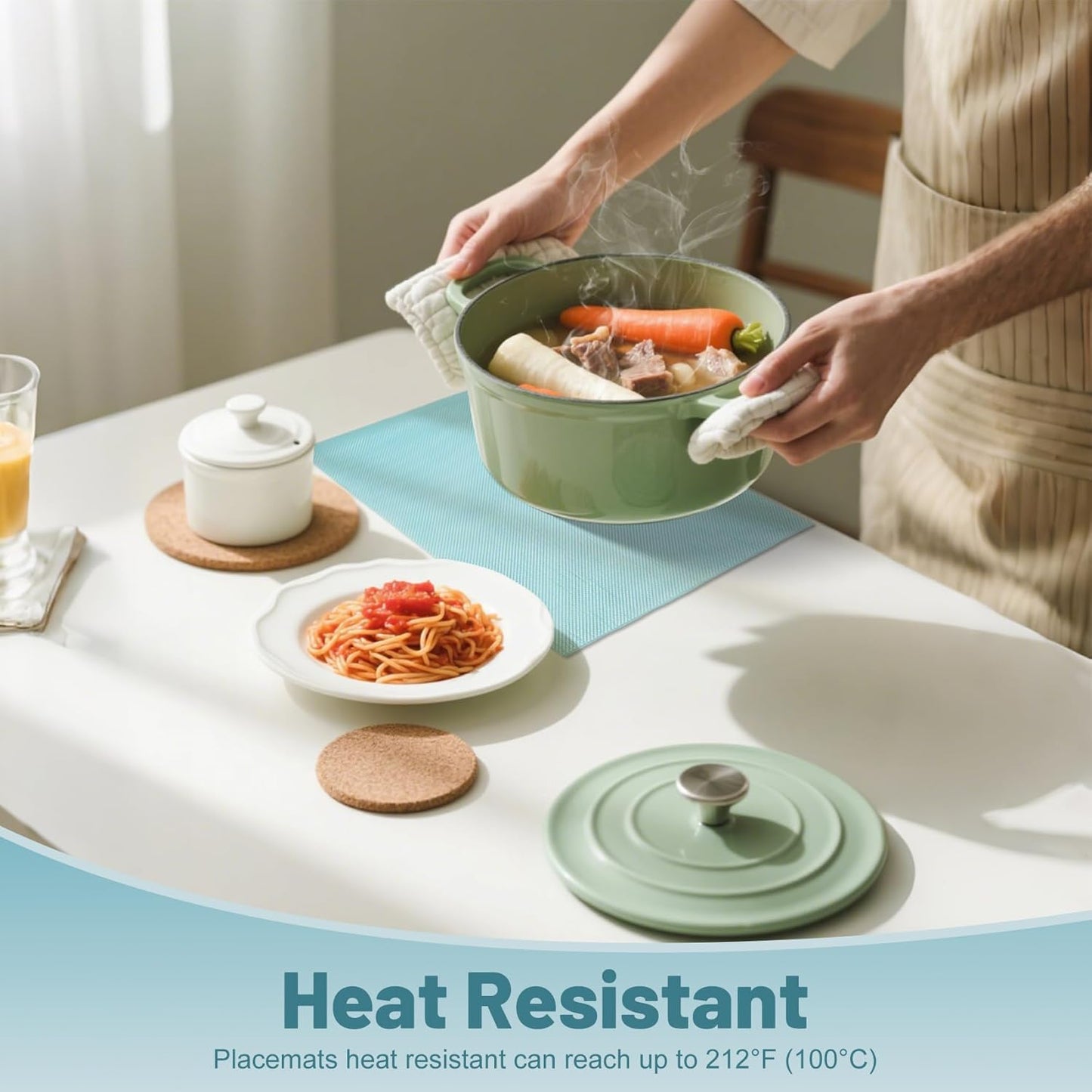 Placemats Set of 12，Non-Slip PVC Weave Table Mats Easy to Clean，Heat Resistant Place Mats for Kitchen Dining Table Decoration Indoor Outdoor，Blue