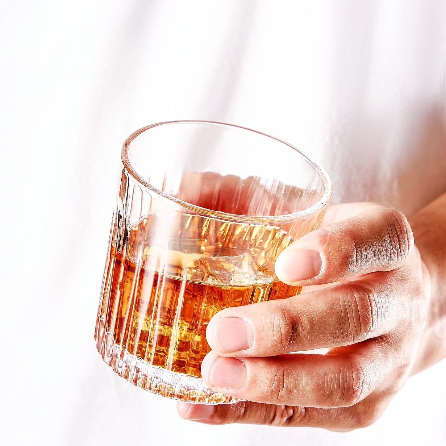 Whiskey Glasses Set of 4,Lead-Free Crystal Old Fashioned Glass,300ml Rocks Glass Tumblers for Drinking Bourbon,Cognac,Irish Whisky,Whiskey Gifts for Men