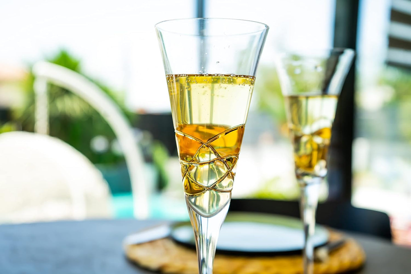 Victoria Barcelona Champagne Flute Set of 2 – 7.5 oz Mouth‑Blown Golden Luster Glass | Hand‑Painted with Real Gold Dust, Gaudí & Murano Inspired | Artistic Premium Gift Ideas for Her or Him