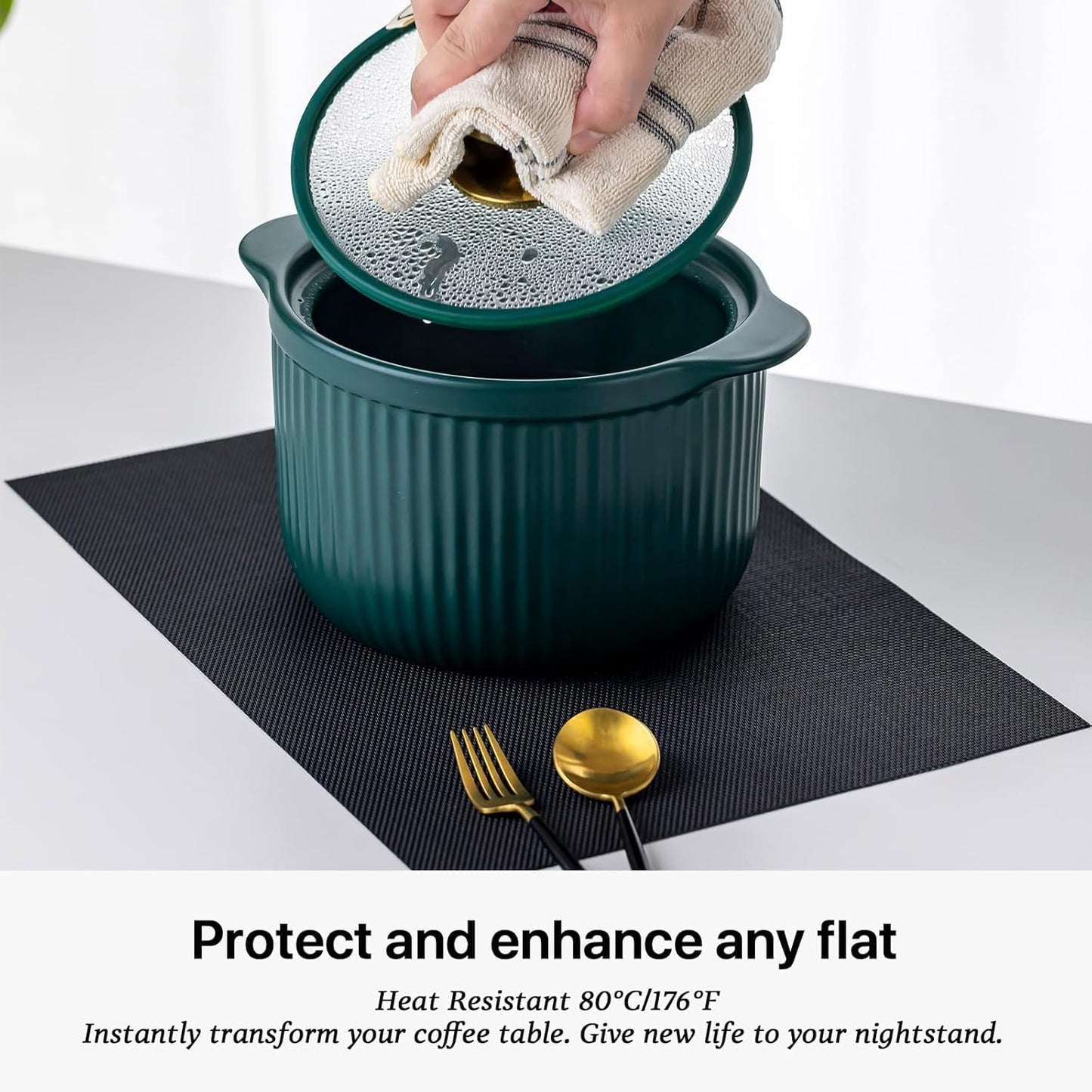 LEXMORE Placemats Set of 4 Vinyl/Plastic Woven Place Mats for Kitchen Table Indoor/Outdoor Washable Placemat Wipeable Dining Table Mats(A-Black)