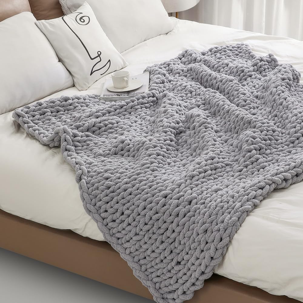 Chunky Knit Blanket Throw 48"*71", Hand Knitted Warm Chenille Throw Blanket, Home Decor Soft Thick Yarn Cable Knit Blanket,Soft Breathable Fleece Banket Christmas for Couch Bed Sofa Best Gift (Gray)
