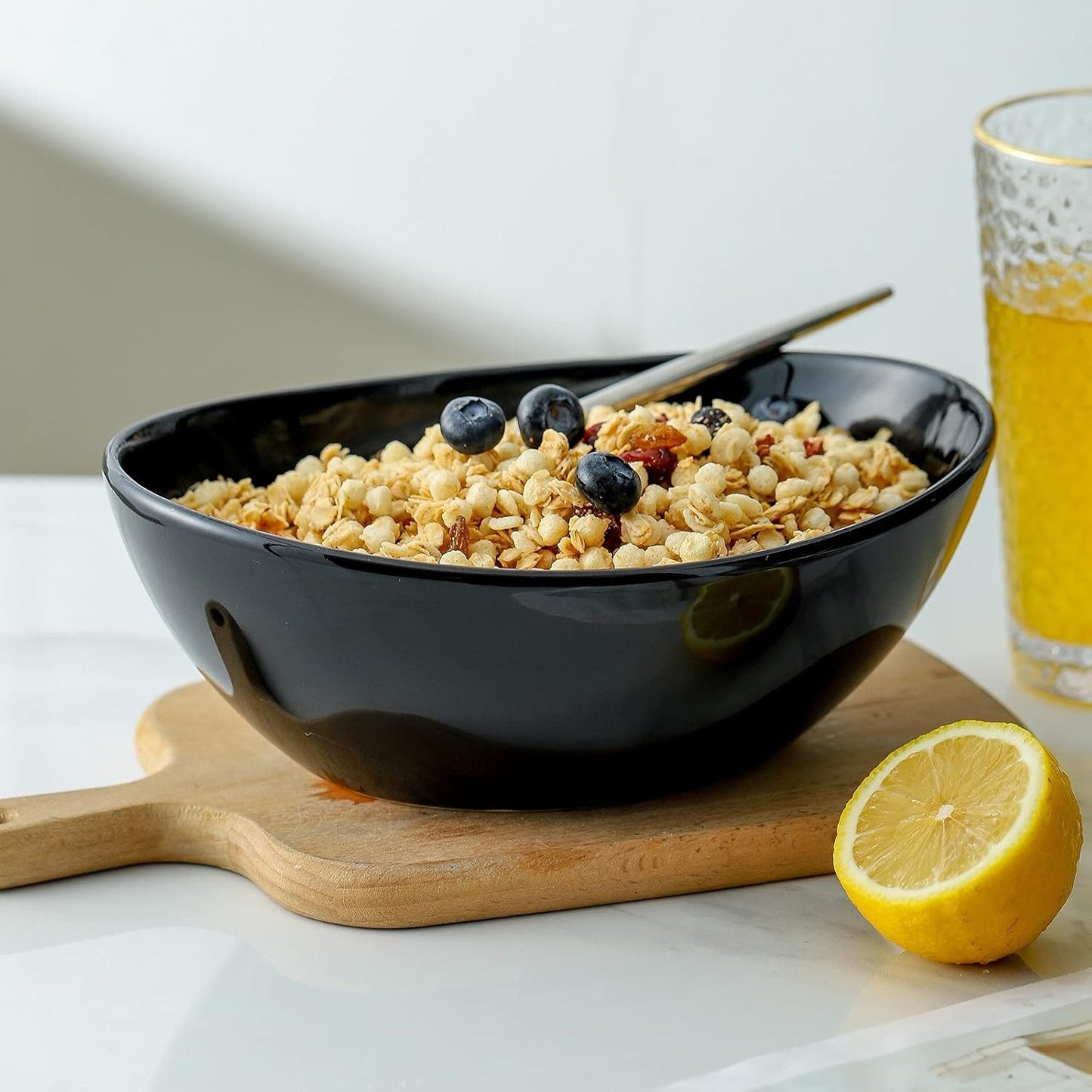 Hasense Serving Bowls, Porcelain Soup Bowls Set of 4, 36 OZ Black Serving Dishes for Entertaining, Perfect for Salad Side Dishes Pasta Popcorn, Dishwasher Microwave Safe