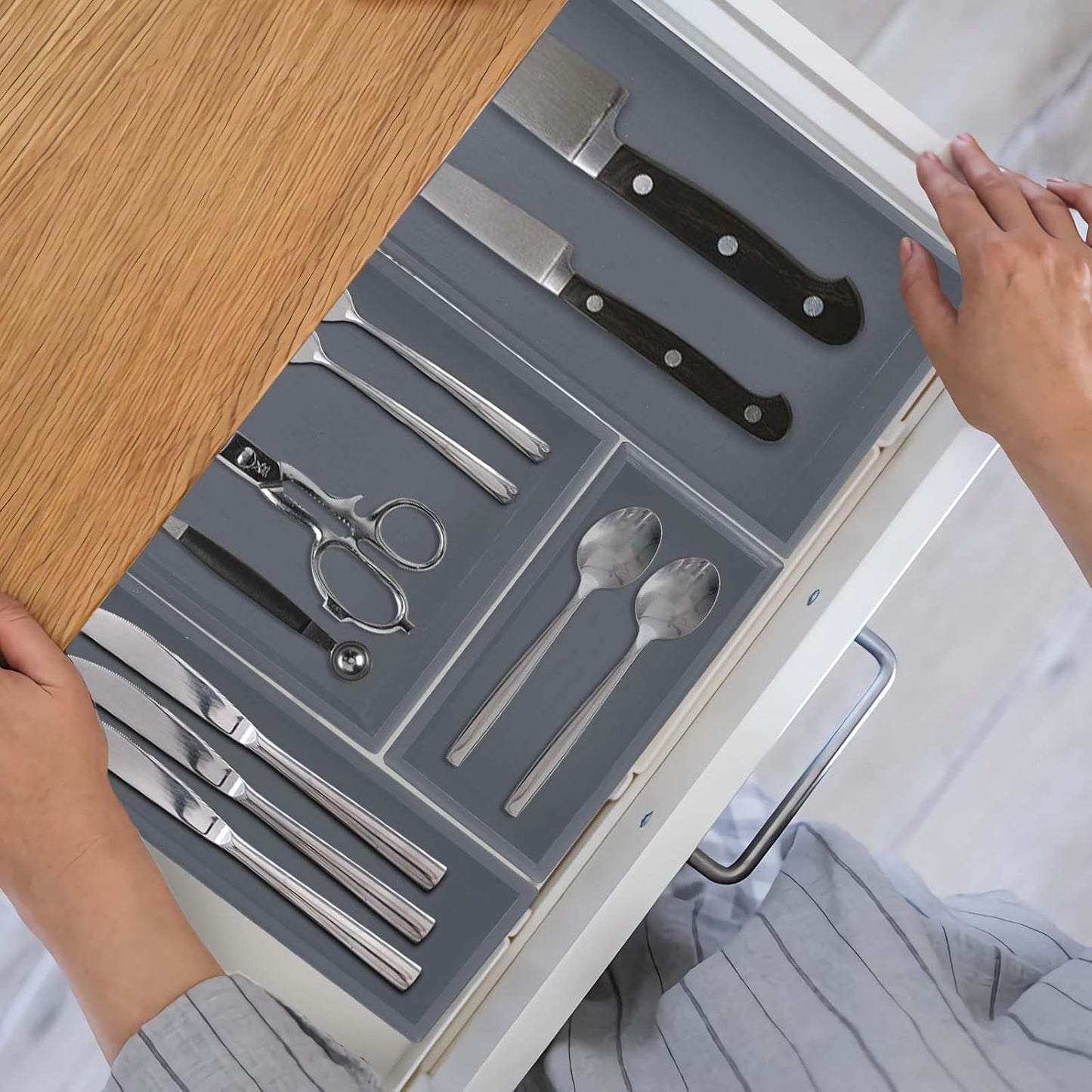 Bamboo Drawer Organizer - Kitchen Utensil Organizer Silverware Tray Cutlery Holder，Office Desk Supplies and Accessories,12 * 5.9 * 2.6,Grey