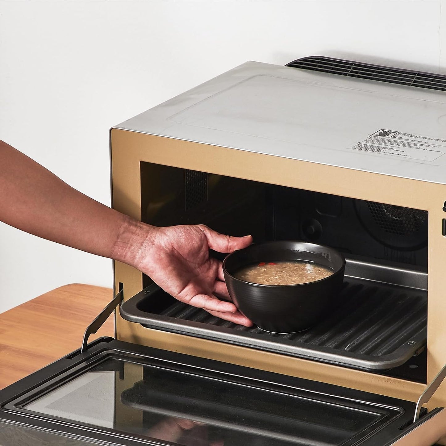 ONEMORE Cereal Bowls Set of 6, 28 oz Large Soup Bowls for Kitchen 6 inch Ceramic Salad Bowls Microwave Dishwasher Safe Deep Serving Bowl Set for Salad Dessert Rice, Black