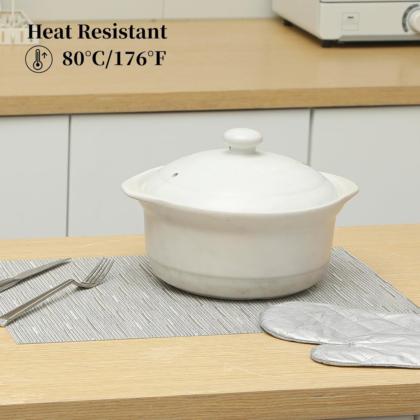 Leetaltree Silver Placemats Set of 6 - Heat Resistant Non-Slip Place mats for Dining Table, Washable Durable PVC Vinyl Woven Table Mats（Silver, 6）