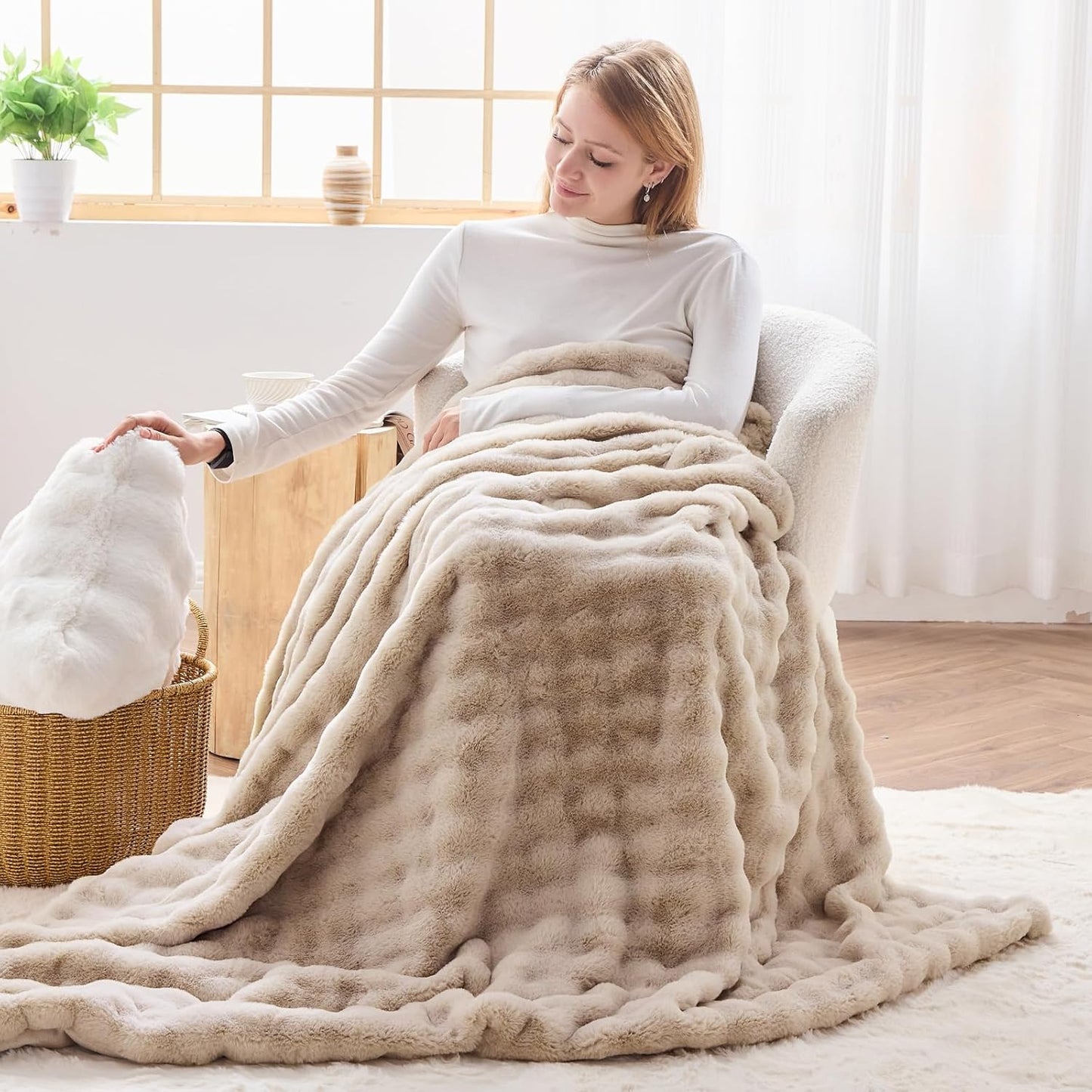 NEWCOSPLAY Faux Fur Throw Blanket Linen Bubble Blanket Thick Warm Soft for Couch Sofa Bed 550GSM (Linen, Throw(50"x60"))