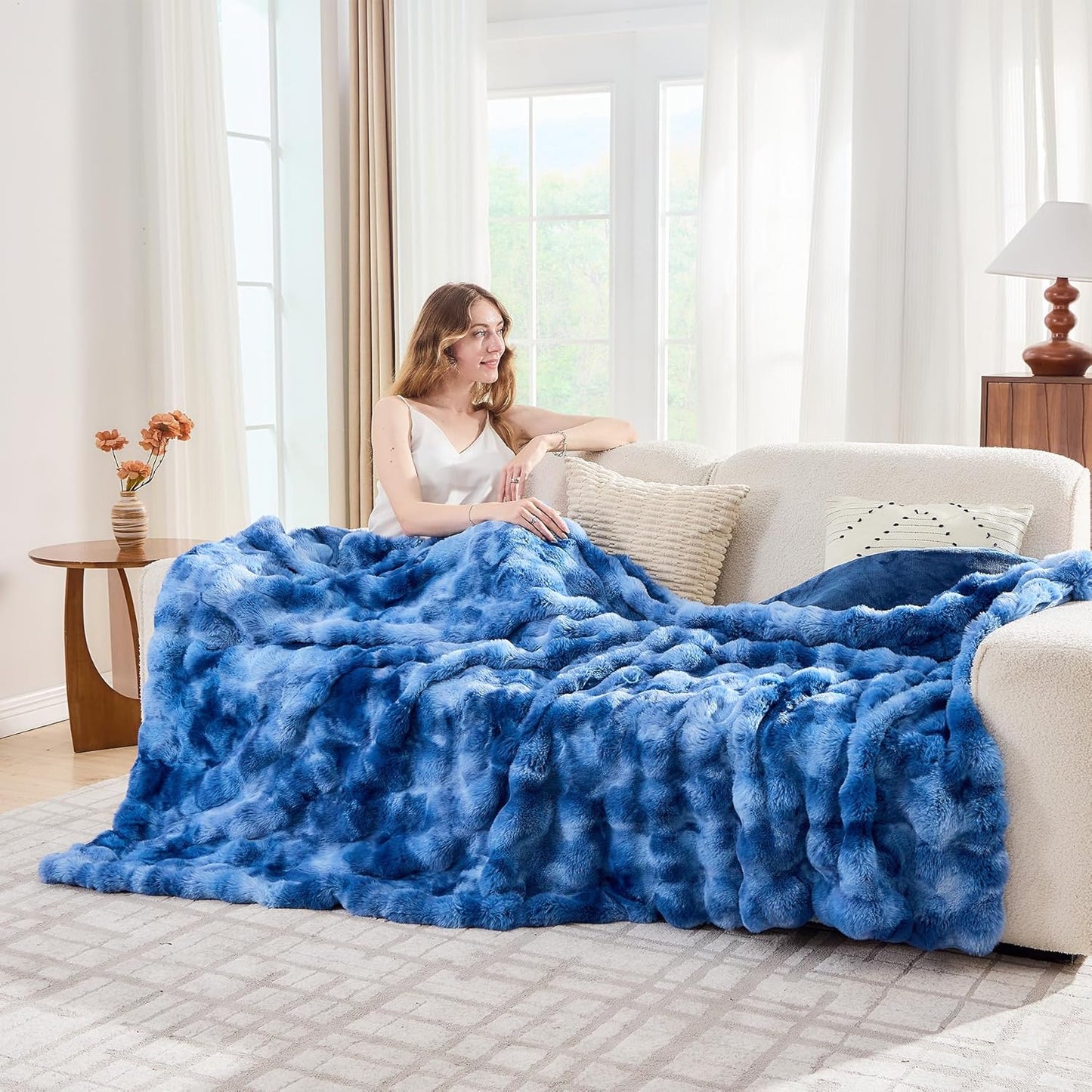 Lotus Karen Faux Fur Throw Blanket Tie-Dye Blue-Big Bubble Rabbit Fluff Blanket for Couch,Small Fluffy Fuzzy Cozy Blanket,Thick Furry Plush Shaggy Blankets,50x60 Inches