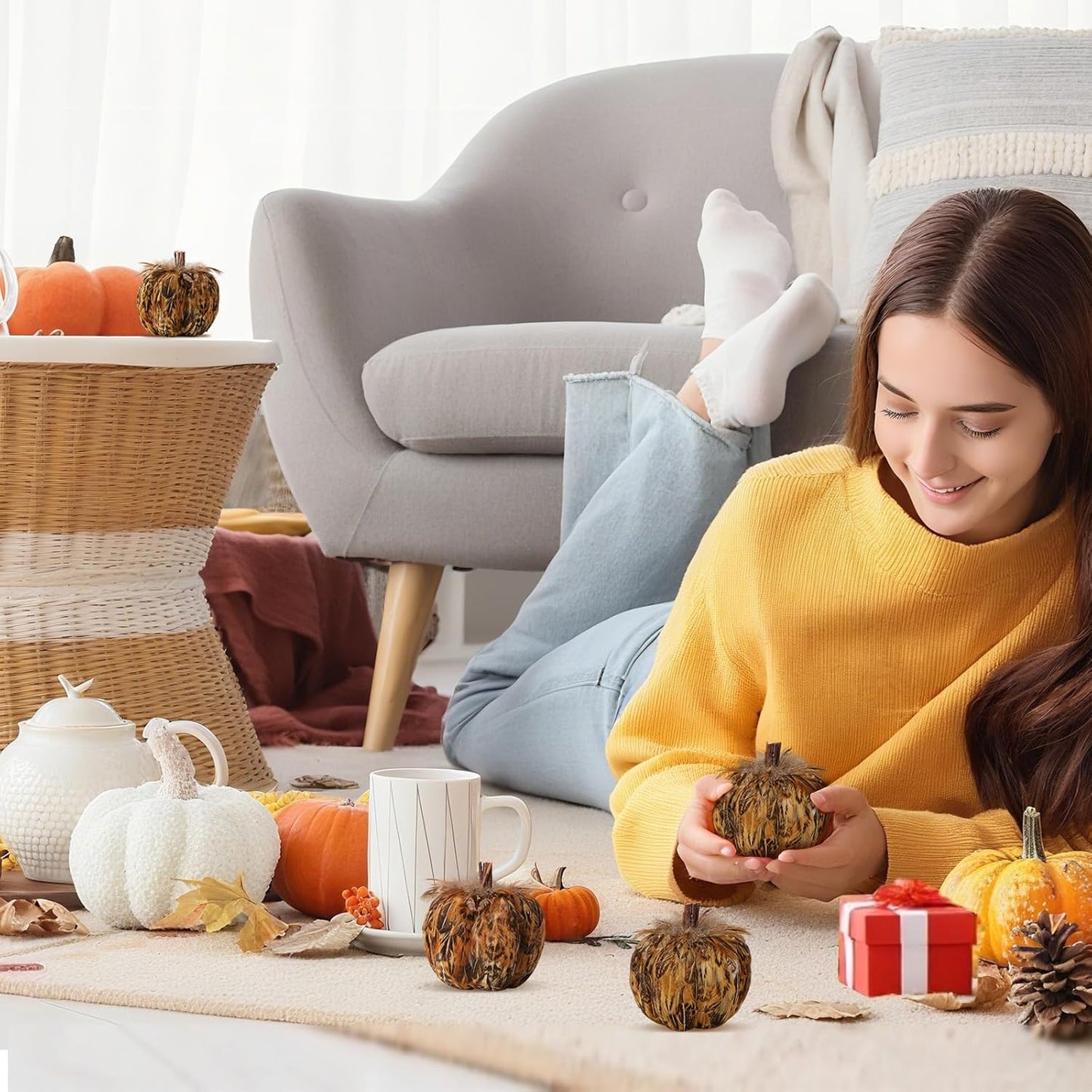 naturevibe 4.3 Inches Elegant Feathered Pumpkin Decor Set of 4 for Thanksgiving Decorations, Natural Feather Pumpkins as Fall Home Decor,Centerpieces for Tables or Autumn Harvest Gifts