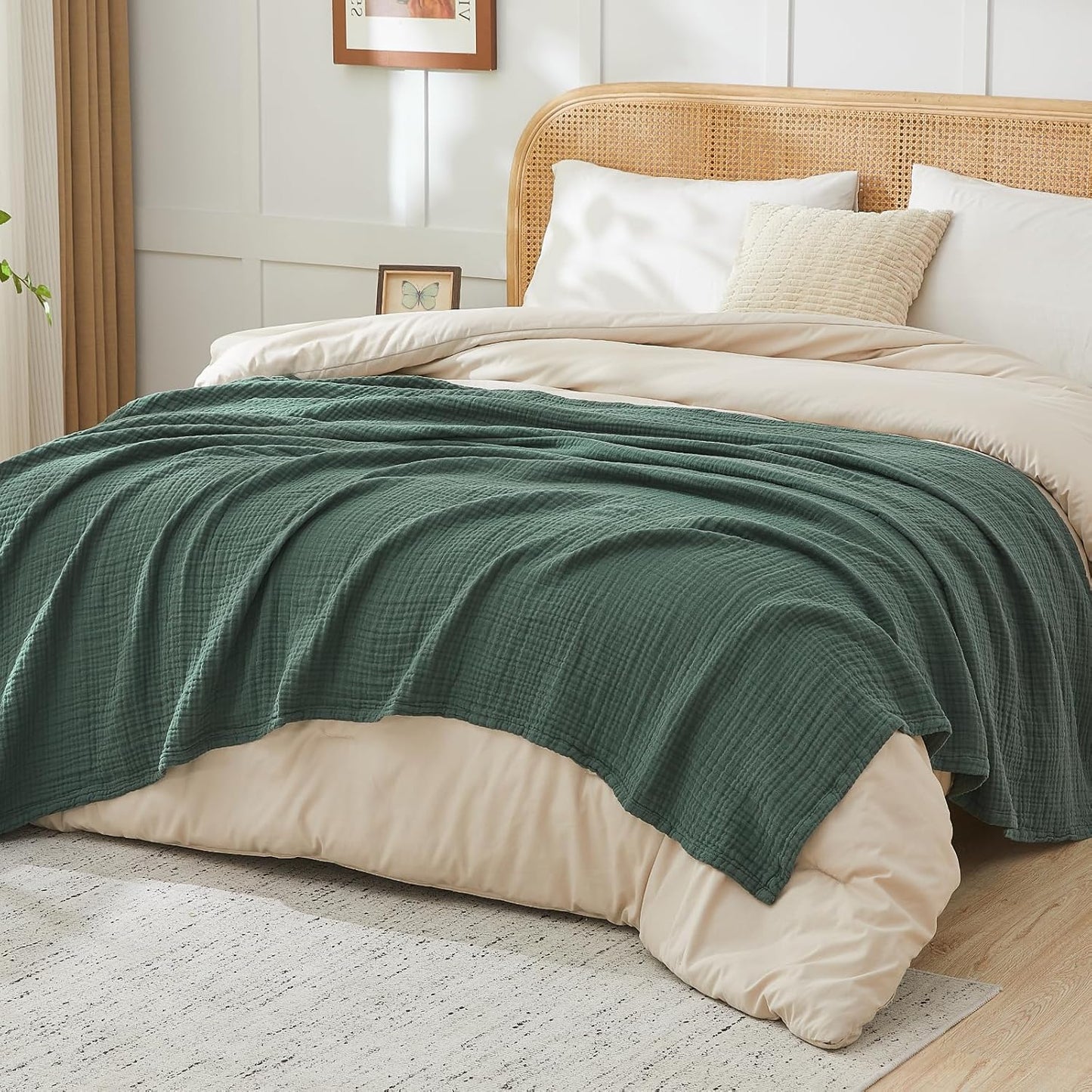 EMME Cotton Muslin Queen Blanket Bed Layering Breathable Gauze Blanket Soft Lightweight Blankets Adults (Forest Green, 90"x90")