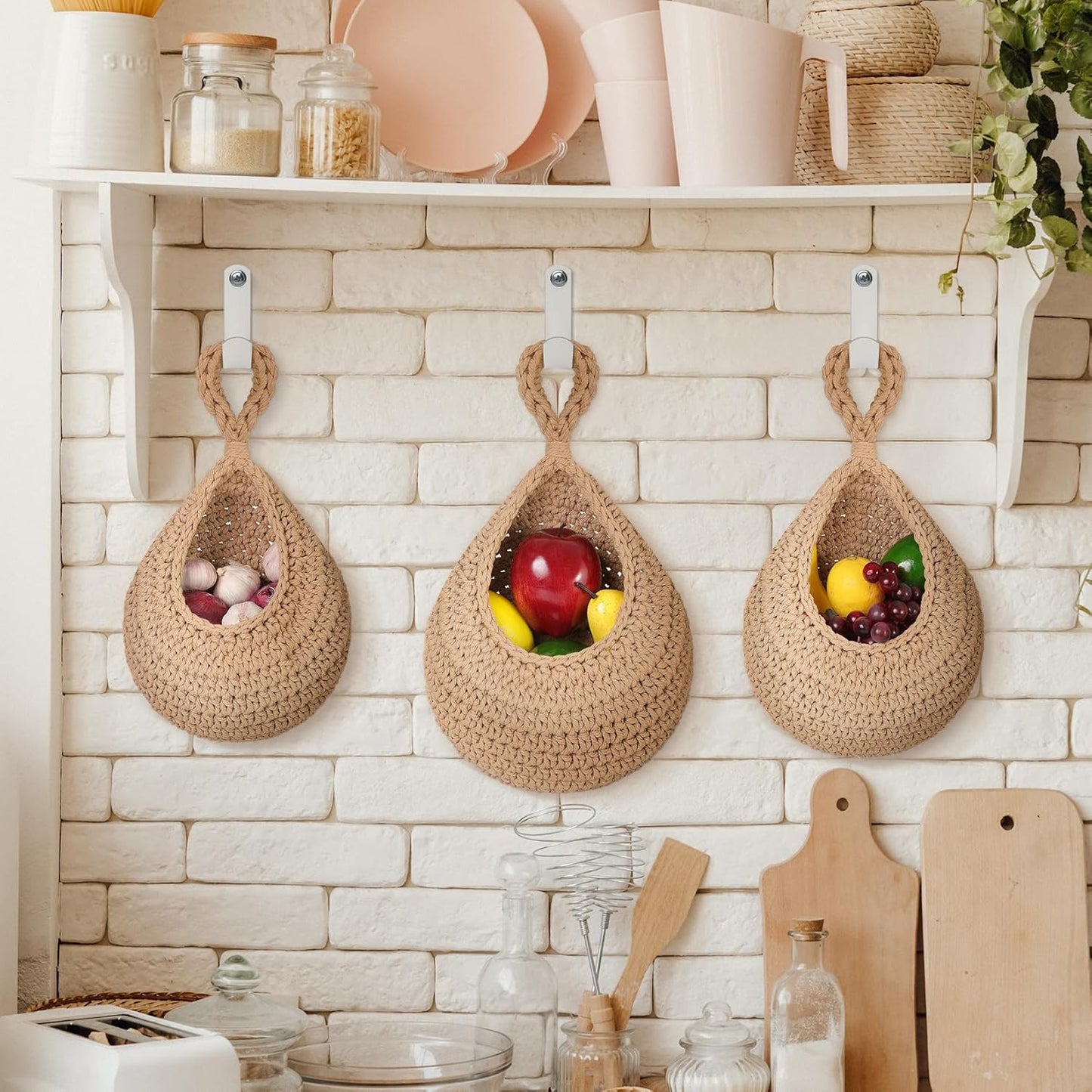 AARAINBOW Boho Wall Hanging Baskets for Kitchen Storage, Fruit Woven Wall Basket 9 Pcs, Hanging Vegetable and Onion Storage with 24 Hooks （Brown）