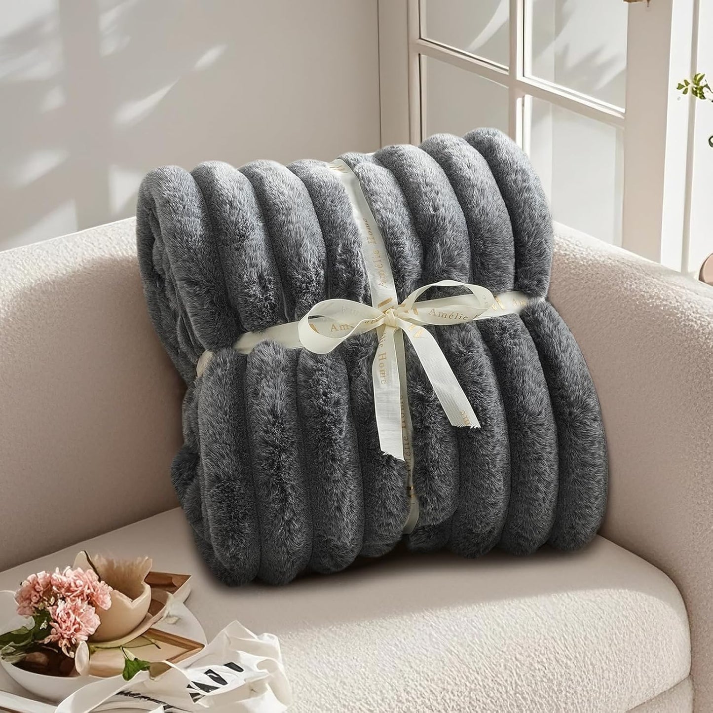 Amélie Home Faux Fur Throw Blanket for Couch, Ultra Cozy Fuzzy Fluffy Fur Luxurious Soft Striped Plush Gift Blankets for Family Sofa Chair Bed Living Room Bedroom, 55"x70", Ionic Wolf Gray