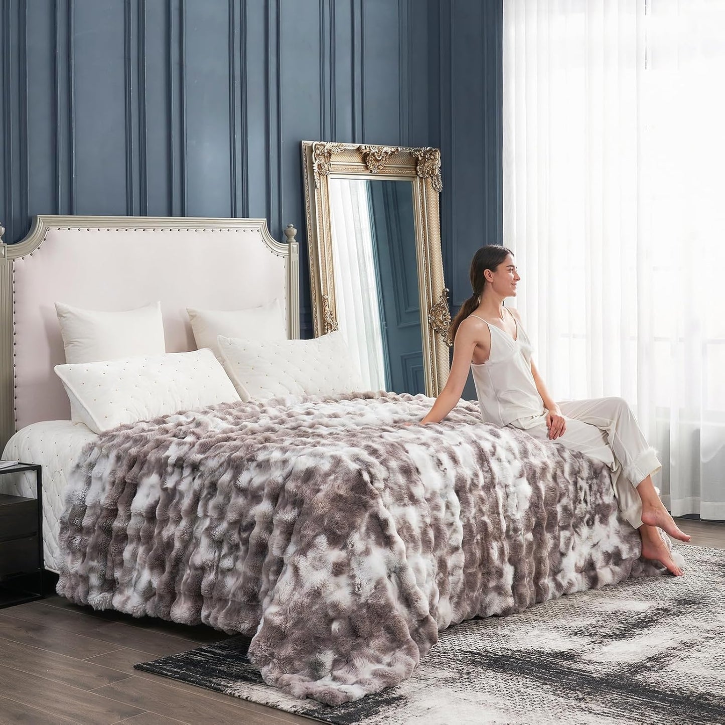 Cozy Bliss Faux Fur Throw Blanket for Couch, Fuzzy Soft Plush Thick Bubble Blanket for Sofa Bedroom Living Room, 108 * 90 Inches Tie Dye Taupe