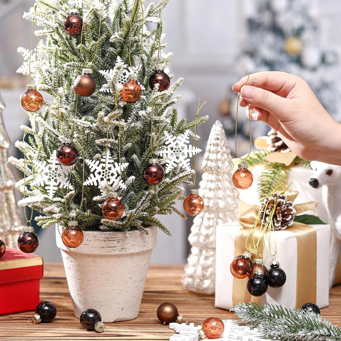 Tioncy 32 Pcs 1 Inch Mini Glass Christmas Ornaments Balls Shiny Christmas Balls Tiny Tree Hanging Decoration Small Colorful Ball Pendant for Xmas Party Supplies(Multi Brown, Black)