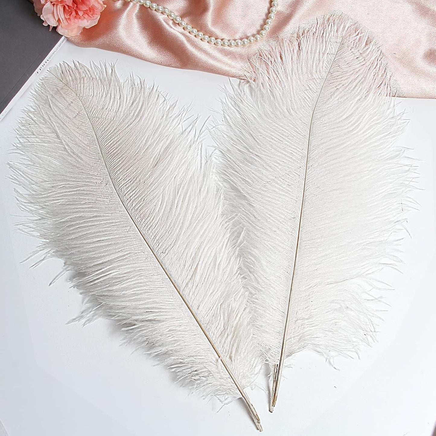 THARAHT 12pcs White Ostrich Feathers Natural Bulk 16-18Inch 40cm-45cm for Wedding Party Centerpieces Easter Gatsby and Home Decorate Ostrich Feathers
