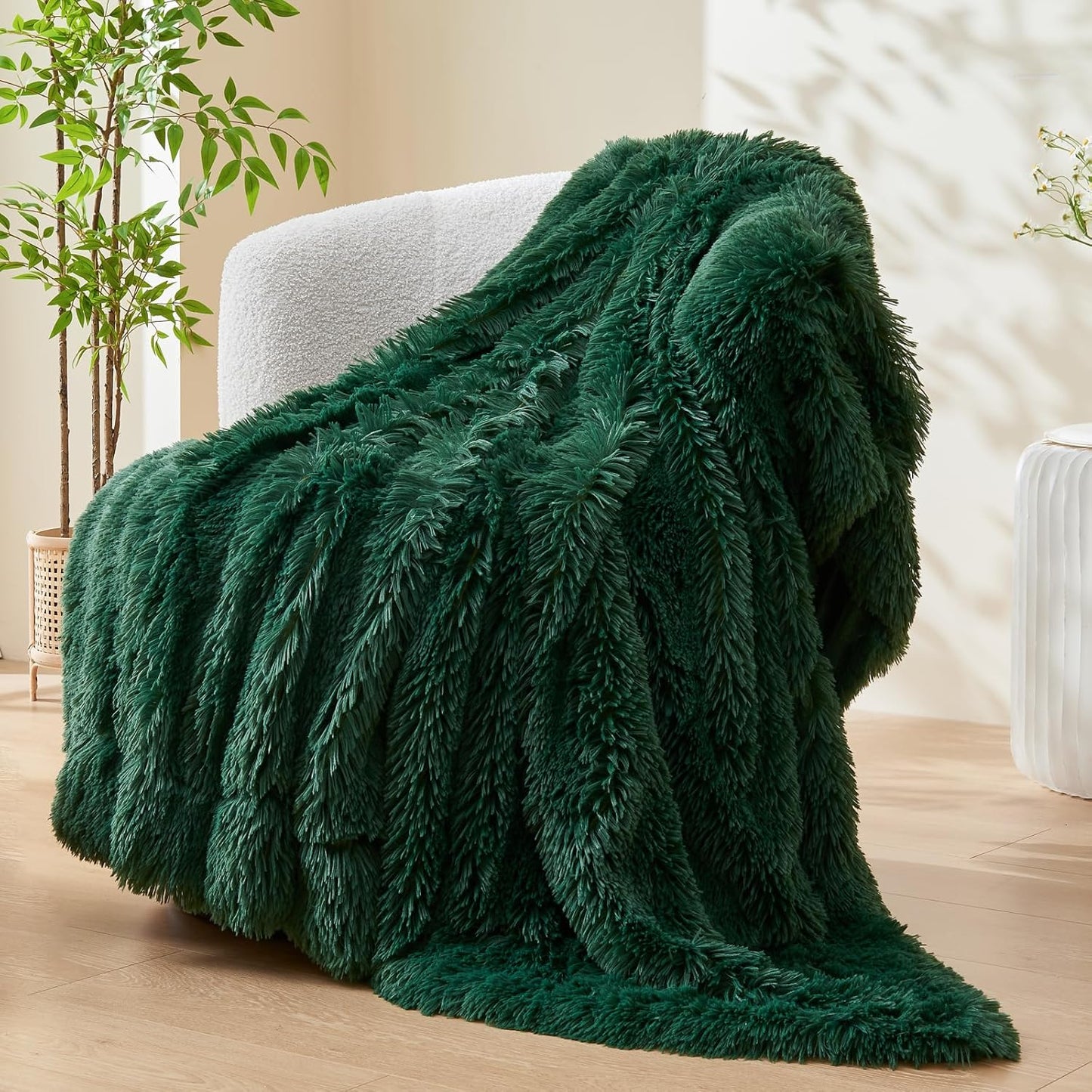 GONAAP Fuzzy Faux Fur Throw Blanket Twin Size Dark Green Super Soft Cozy Plush Fuzzy Shaggy Blanket for Couch Sofa Bed (Dark Green, Twin(60"x80"))