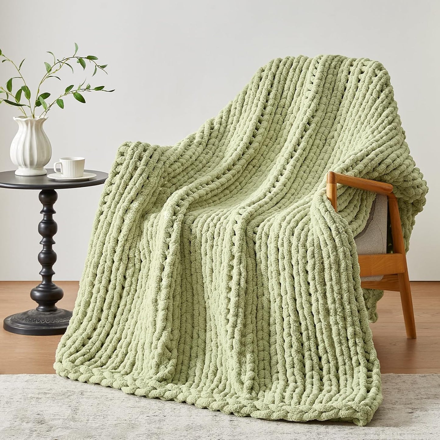 Chunky Knit Throw Blanket, 40''*50'' Knitted Throw Chenille Yarn for Bed Couch, Handmade Light Green Crochet Big Thick Blanket, Machine Washable Cute Comfy Blanket for Home Decor