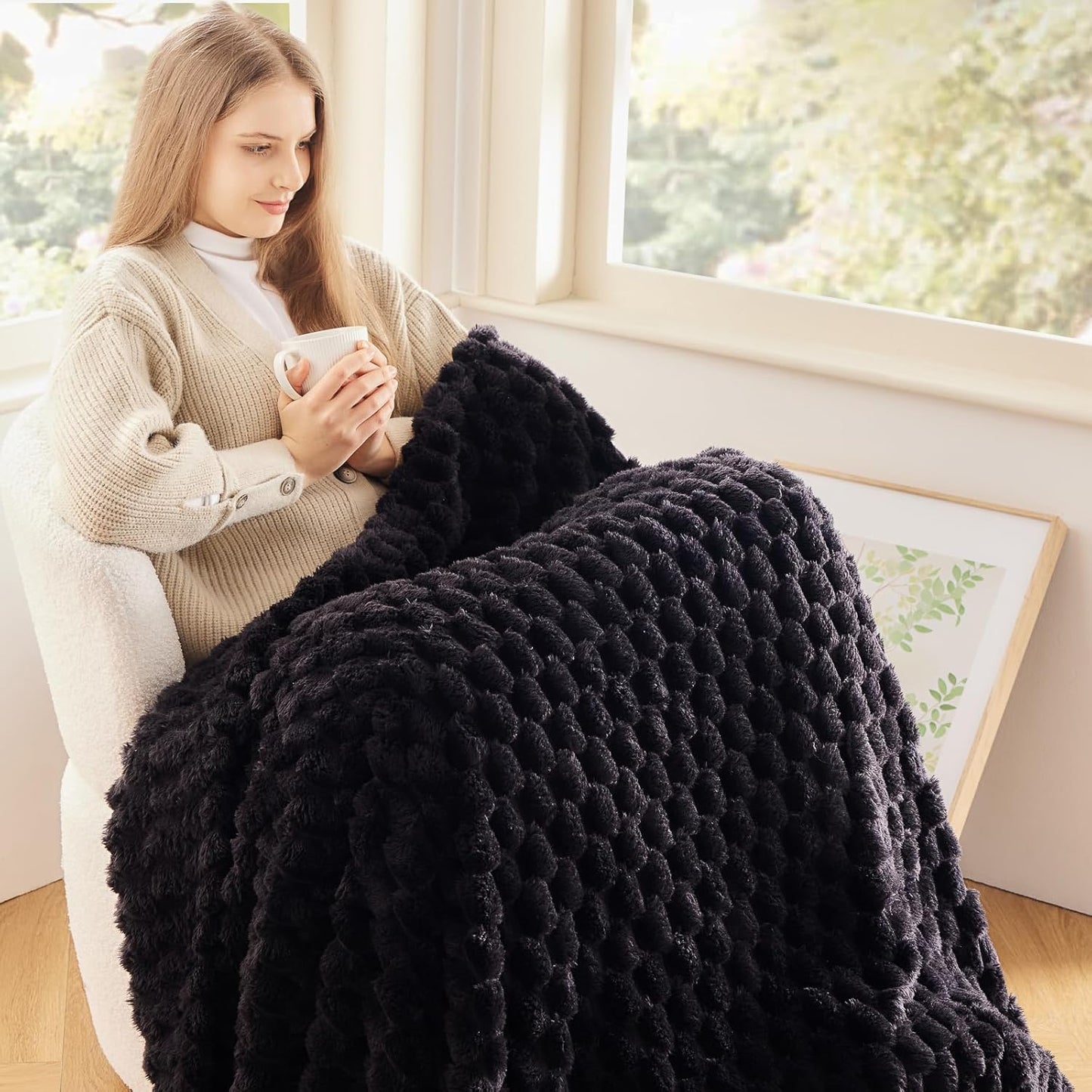 NEWCOSPLAY Super Soft Throw Blanket Black Premium Silky Flannel Fleece 3D Clouds Stylish Jacquard Lightweight Bed Blanket All Season Use 350GSM (Black, Throw(50"x60"))