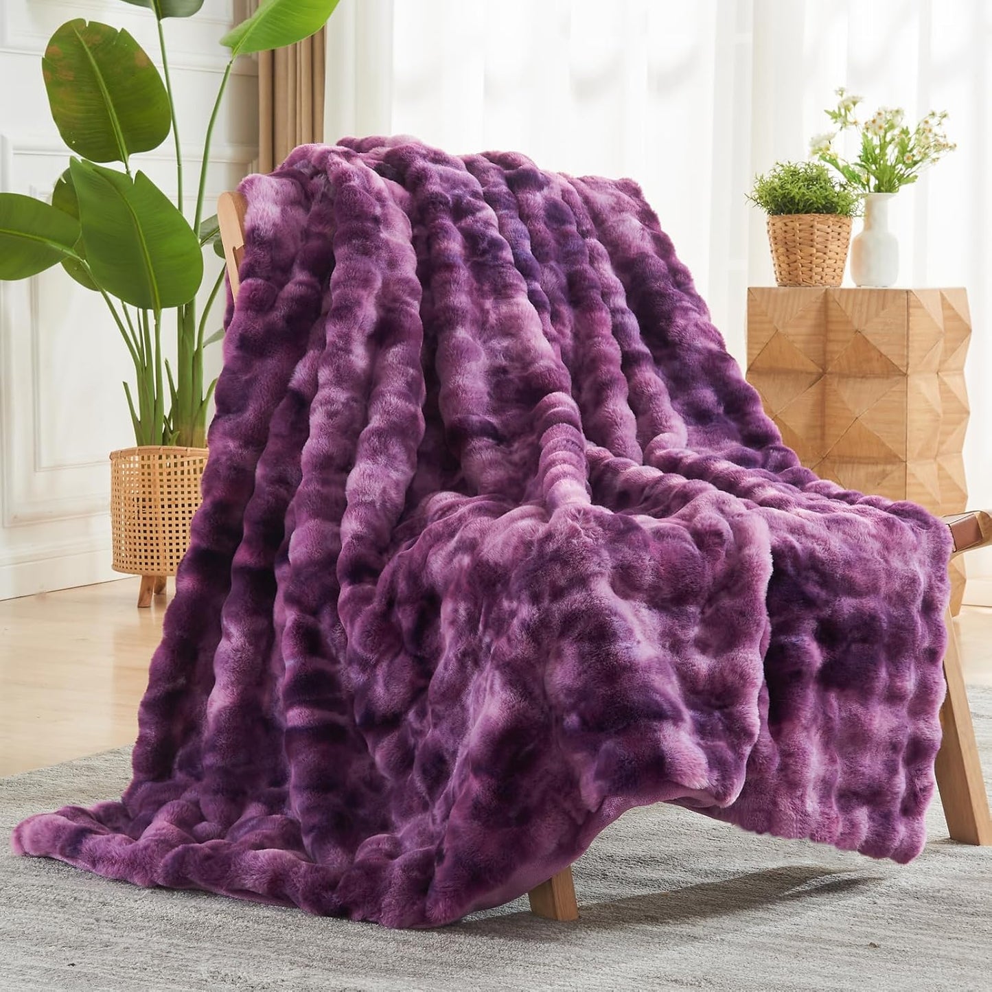 NEWCOSPLAY Faux Fur Twin Blanket Tie-dye Violet Purple Luxury Fluffy Thick Warm Bubble Blanket for Couch Sofa Bed 700GSM (Tie-dye Violet Purple, Twin(60"x80"))