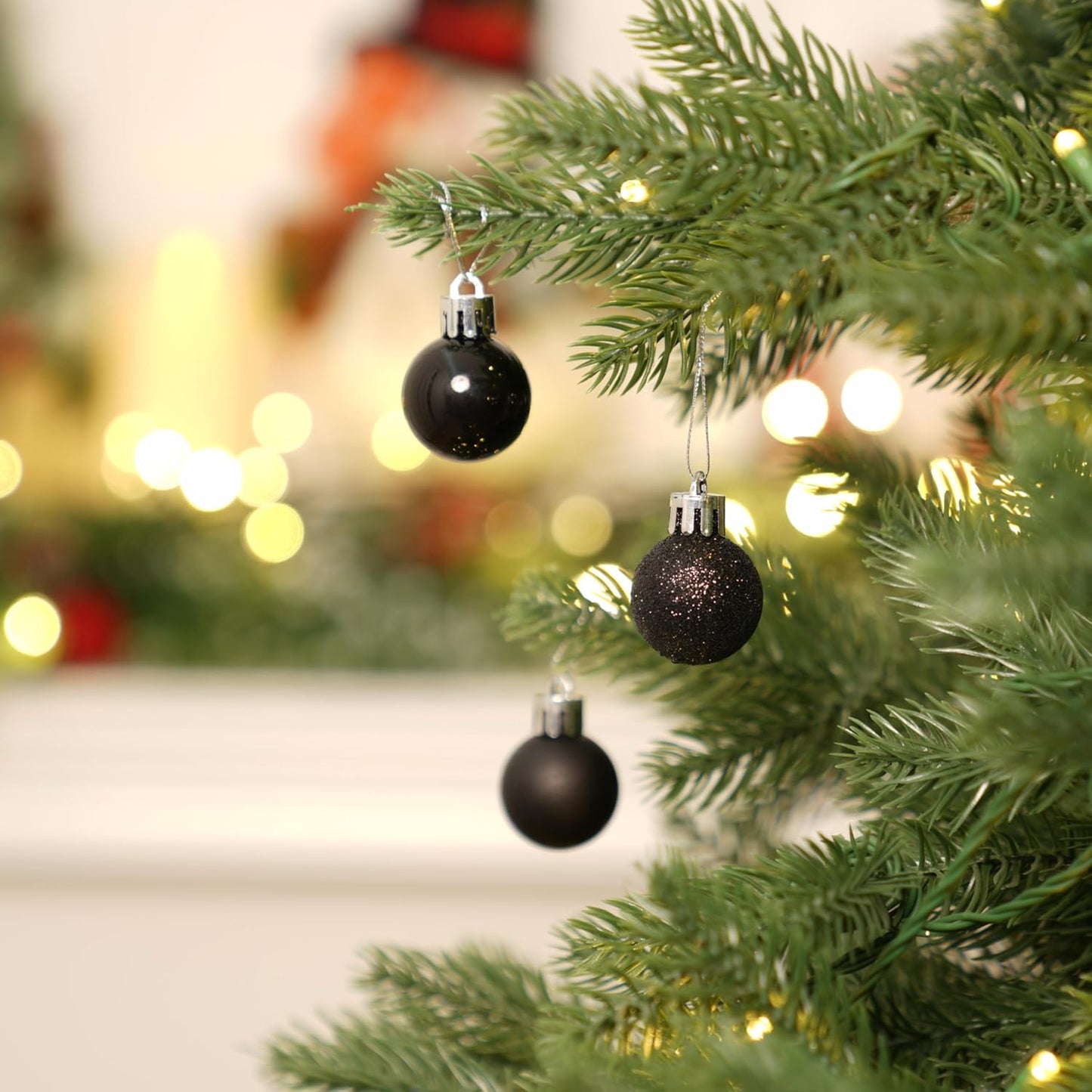 XmasExp 24ct Mini Christmas Ball Ornaments Shatterproof Christmas Ornaments Set Decorations for Xmas Tree Balls 30mm/1.18" (Black)