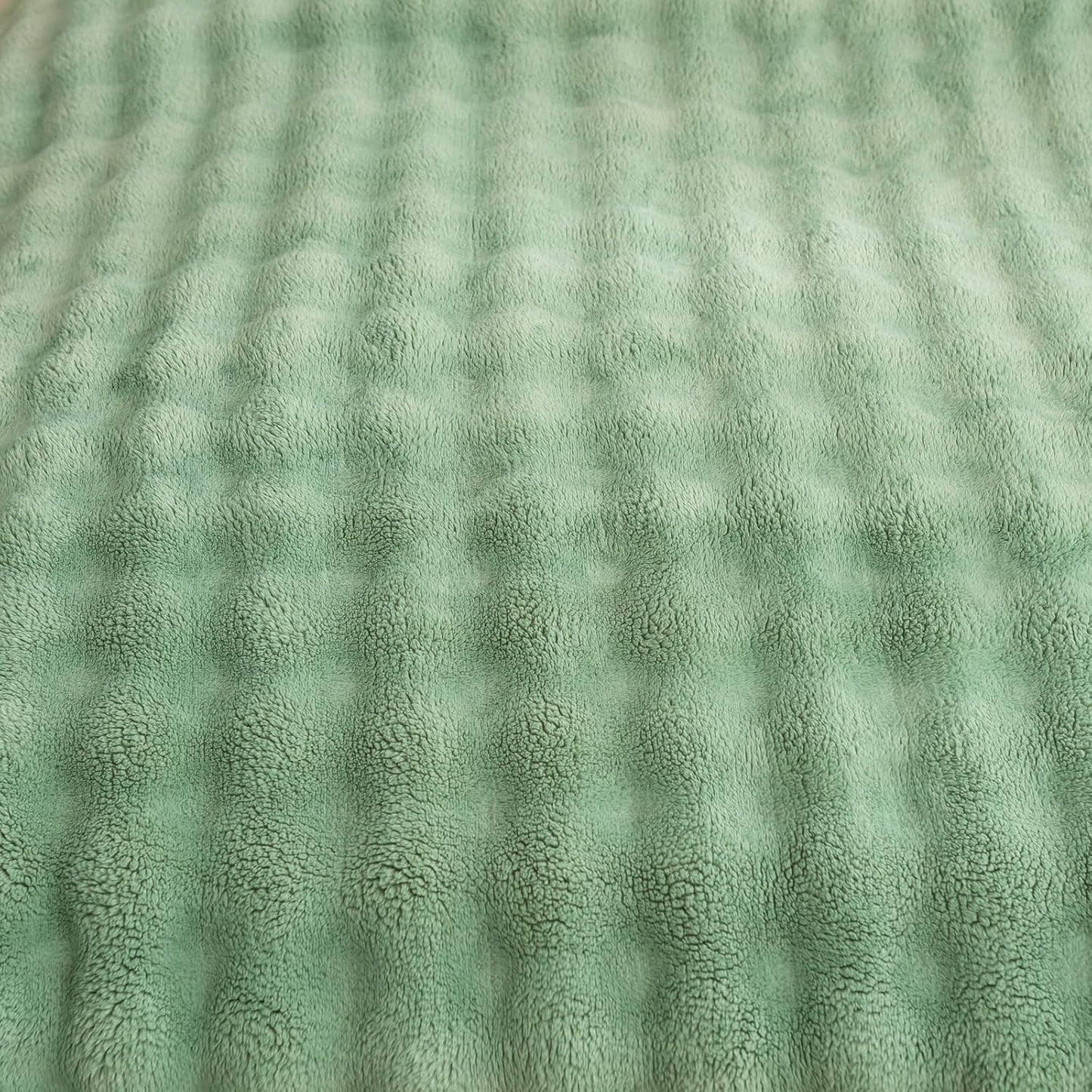 YUSOKI Luxury 3D Bubble Throw Blanket 2lb,All Ages,Home Decoration, (Sage Green,50 * 60inches)