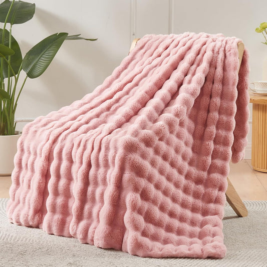 NEWCOSPLAY Faux Fur Throw Blanket Pink Bubble Blanket Thick Warm Soft for Couch Sofa Bed 550GSM (Pink, Throw(50"x60"))