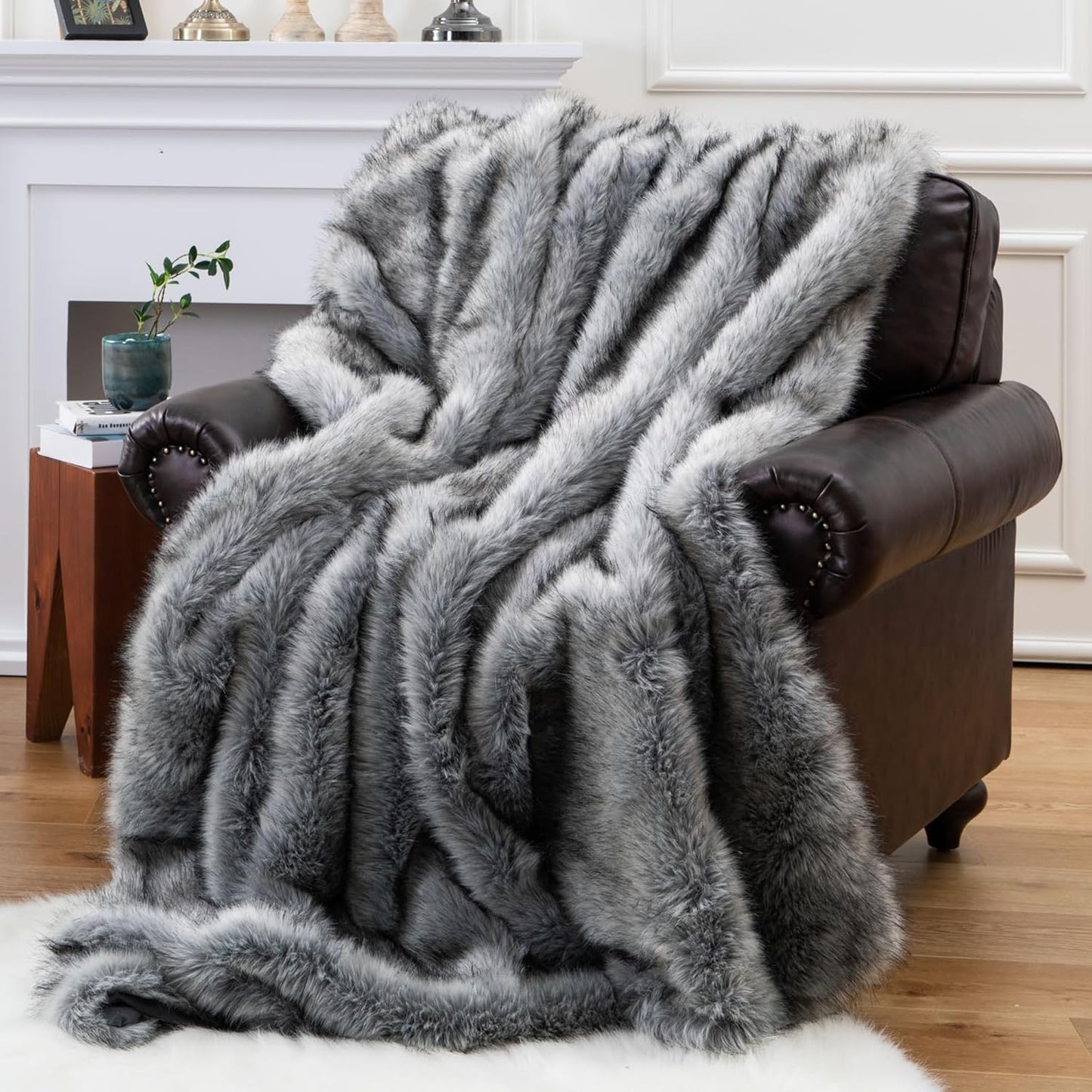 BATTILO HOME Silver Grey Faux Fur Throw Blanket for Couch, Bed, Fake Fur Blankets & Throws, Thick Warm Heavy Fluffy Fuzzy Elegant Furry Blanket Long Pile with Black Tips, 50"x60"
