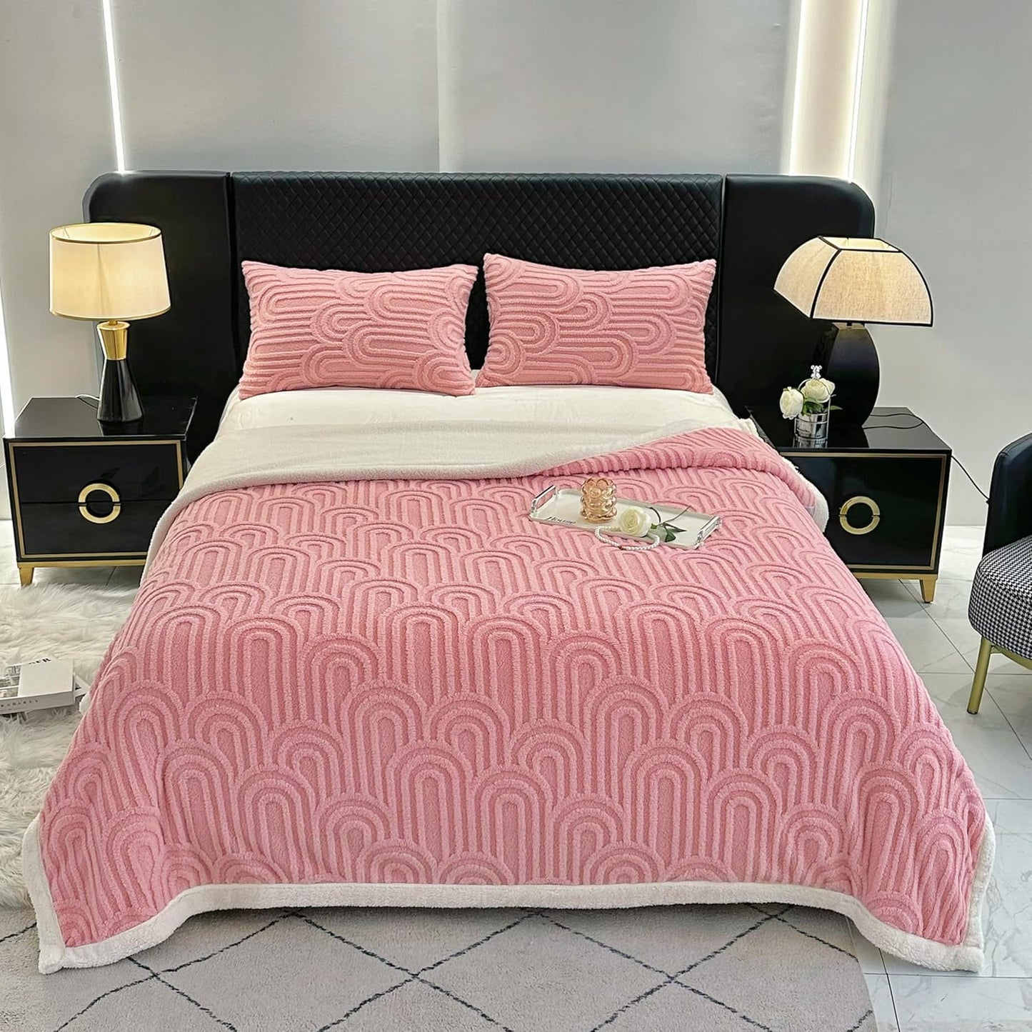 UKELER Sherpa Throw Blanket 60 × 80 inch, Ultra Soft Twin Size Fleece Blanket for All Season, Cozy Plush Arch Blankets for Bed Couch Sofa Office Camping, Pink