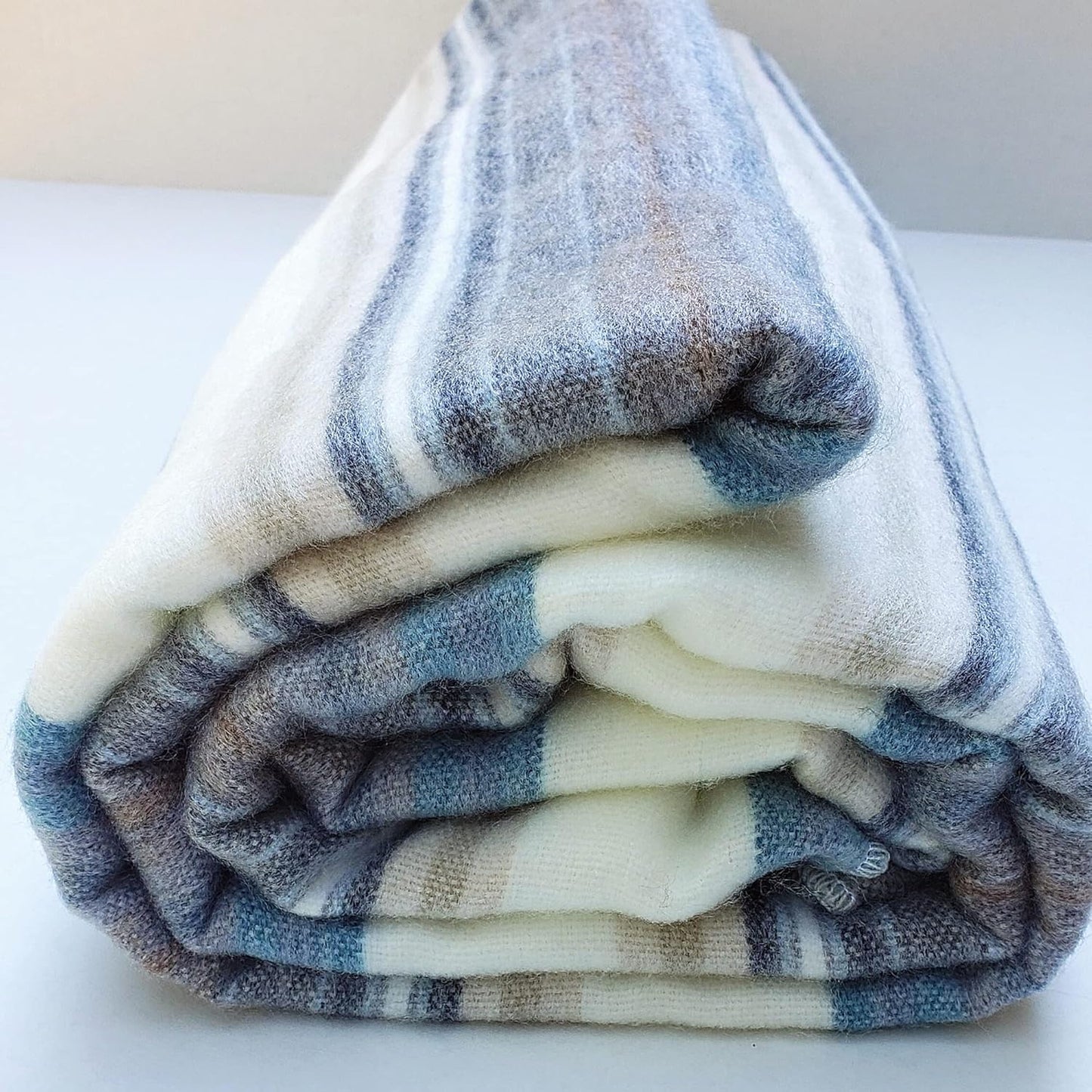 Alpaca Wool Throw Blanket | Super Soft, Lightweight, Breathable and Hypoallergenic | Non-Itchy or Scratchy (Blue White Varicolored, Queen (U.S. Standard))