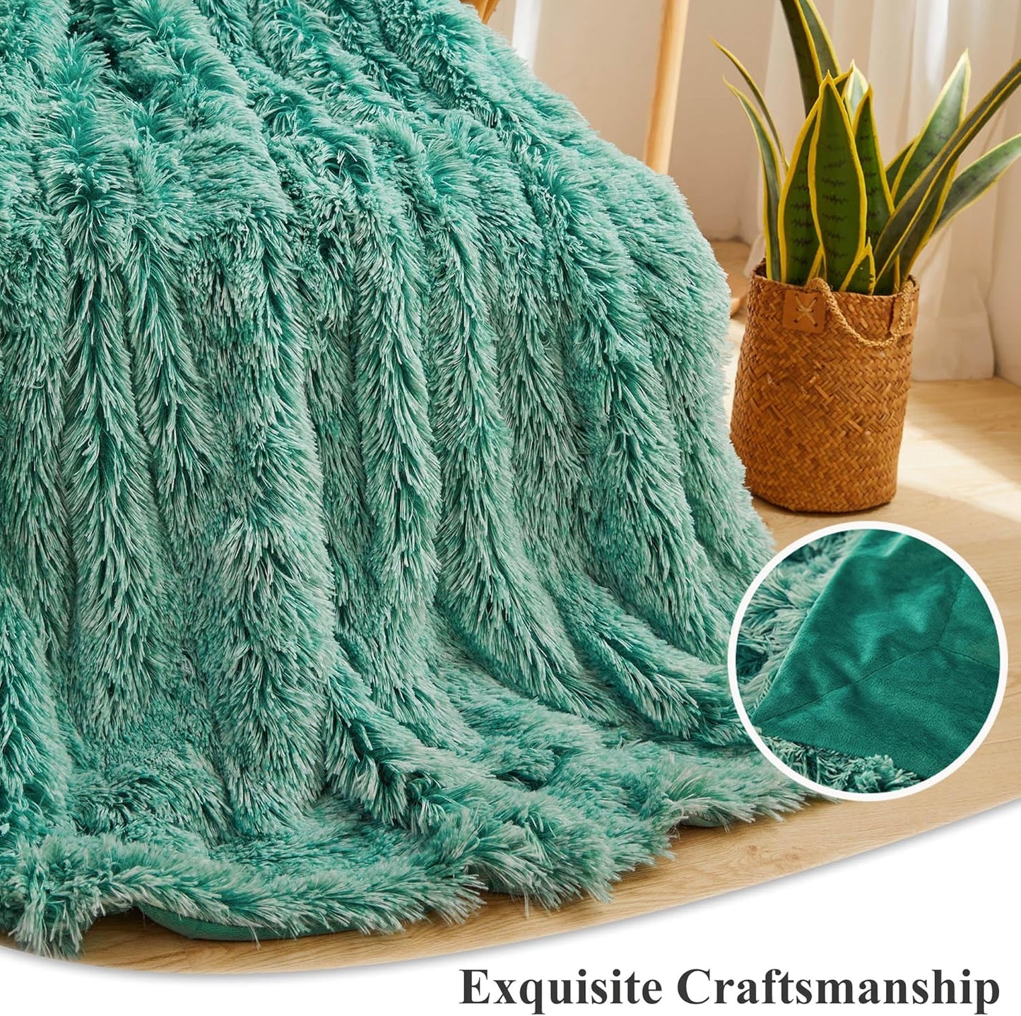 XeGe Luxury Fluffy Throw Blanket, Emerald Green Soft 50x60 Faux Fur Blanket Throw, Shaggy Plush Decorative Couch Blanket, Cute Furry Throw Fuzzy Blanket for Sofa Bed, Ombre Emerald Green