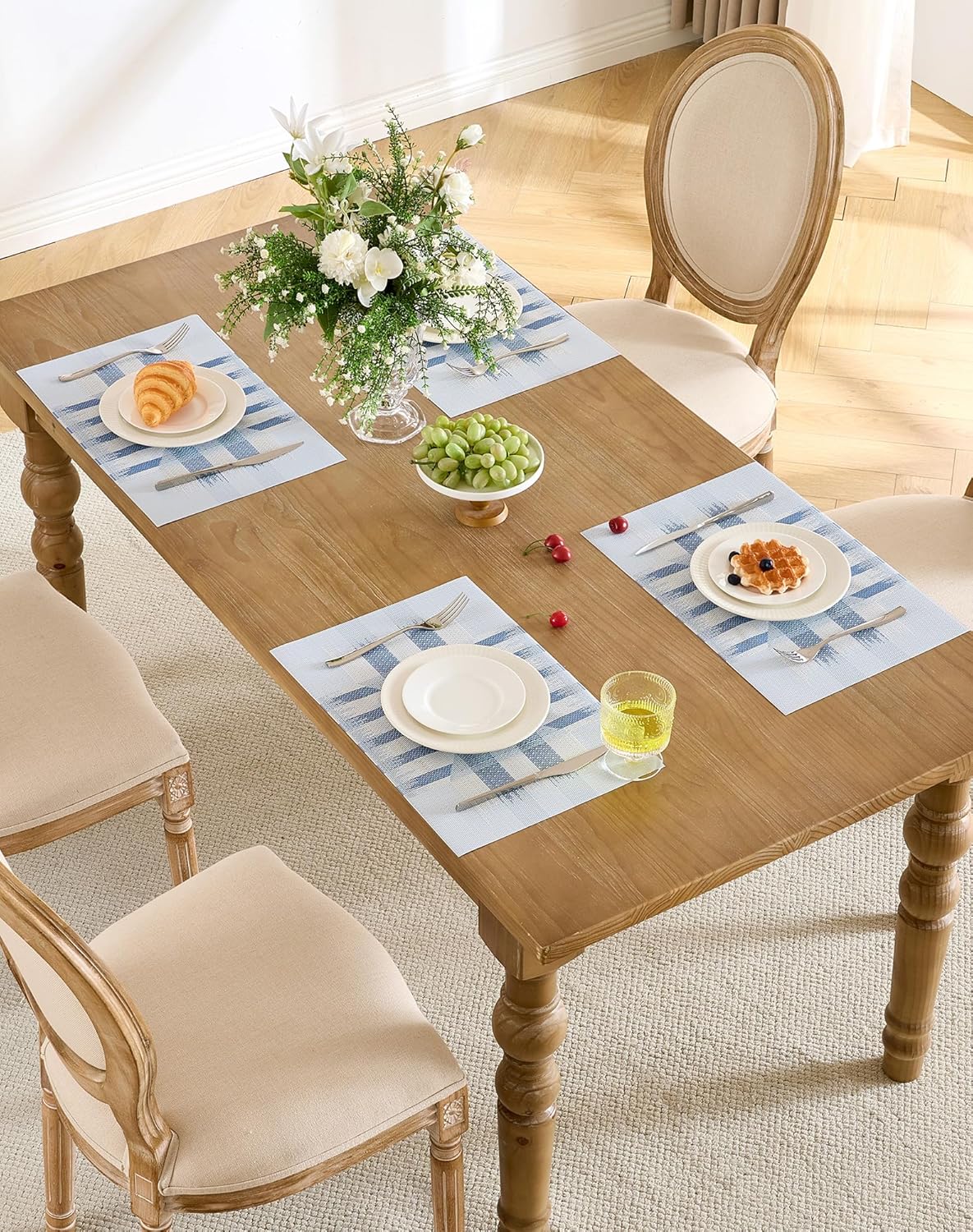 Leetaltree Geometric Print Blue Placemats Set of 4 - Heat Resistant Non-Slip Place mats for Dining Table, Washable Durable PVC Vinyl Woven Table Mats (Geometric Blue, 4)