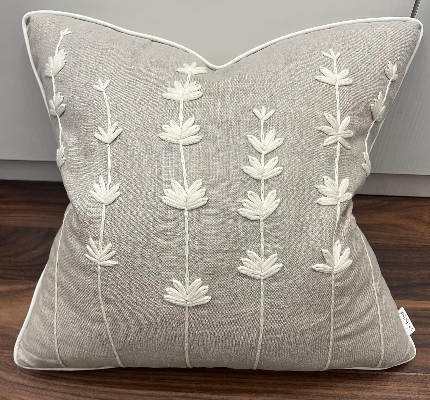 VAGMINE Hand Embroidered Daisy Accent Throw Pillow Cover - 18x18 Inches Square - 100% Linen Natural Decorative Cushion Cover for Couch, Sofa, Bed - Textured Embroidery - Boho Floral Home Décor