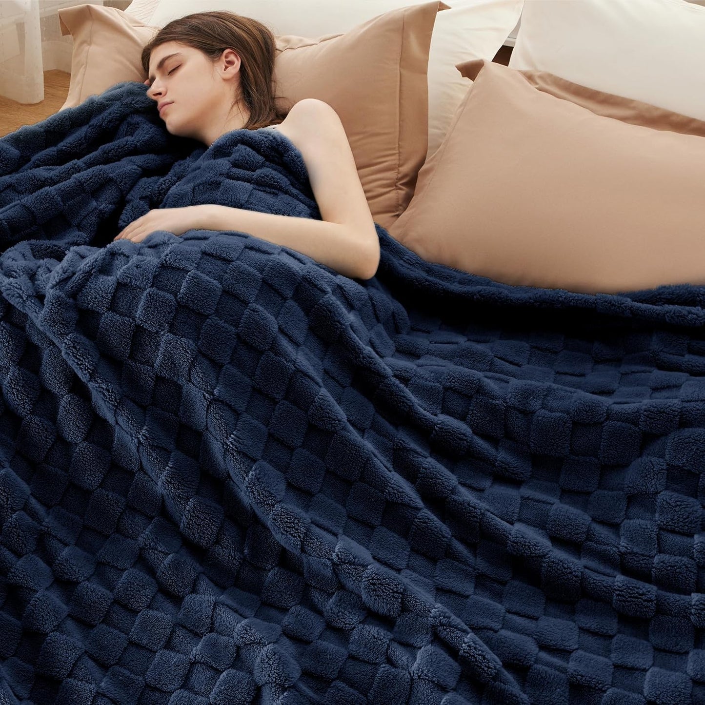Bedsure GentleSoft Blankets Queen Size for Bed - Super Soft Cozy Blanket for Women Men Girls, Large Fuzzy Fleece Throw for Bedroom Decor, Navy Blue, 90x90 Inches