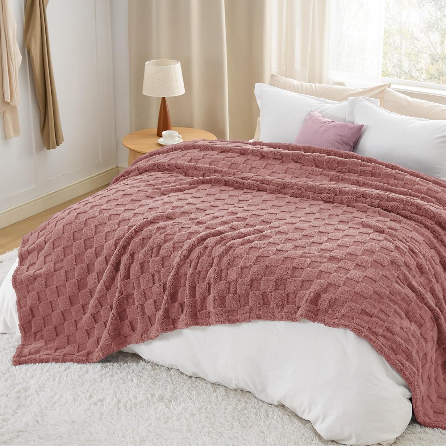 Bedsure GentleSoft Blankets Queen Size for Bed - Super Soft Cozy Blanket for Women Men Girls, Large Fuzzy Fleece Throw for Bedroom Decor, Dusty Pink, 90x90 Inches