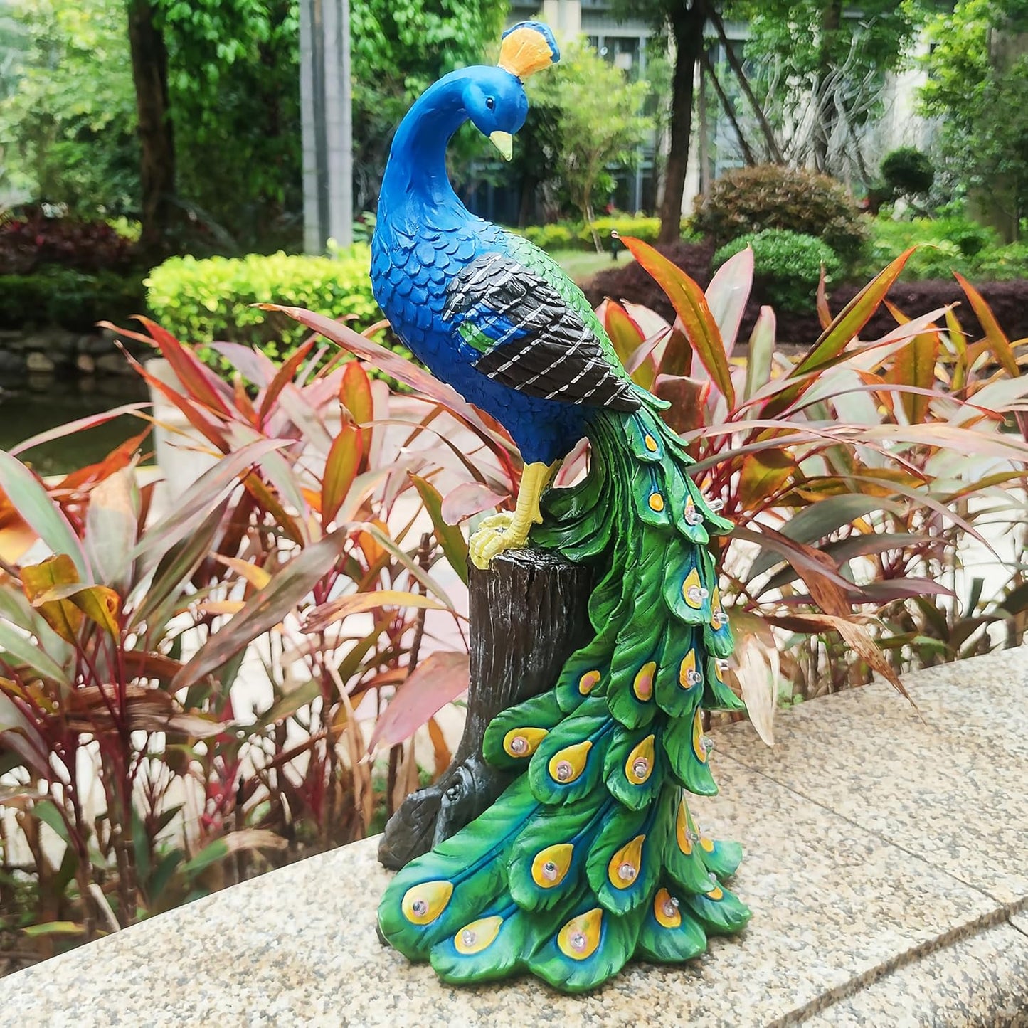 Solar Garden Decor Peacock Statues with Succulent LED Lights,Peacock Figurine Lights Outdoor Decorations for Yard Lawn Patio Balcony Whimsical Art Outside,Gifts for Mom Grandma Women