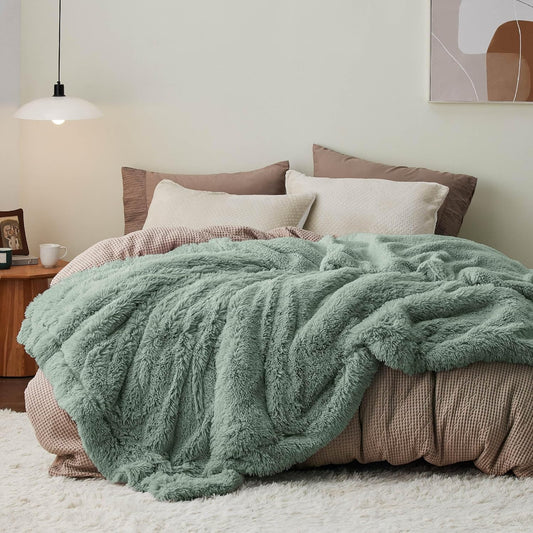 Bedsure GentleSoft Fluffy Sage Green Blankets Queen Size for Bed, Thick Sherpa Faux Fur Fleece Fuzzy Plush Winter Warm Soft Queen Blankets, Bedroom Decor Sage Green Cozy Gifts for Women Men, 90x90